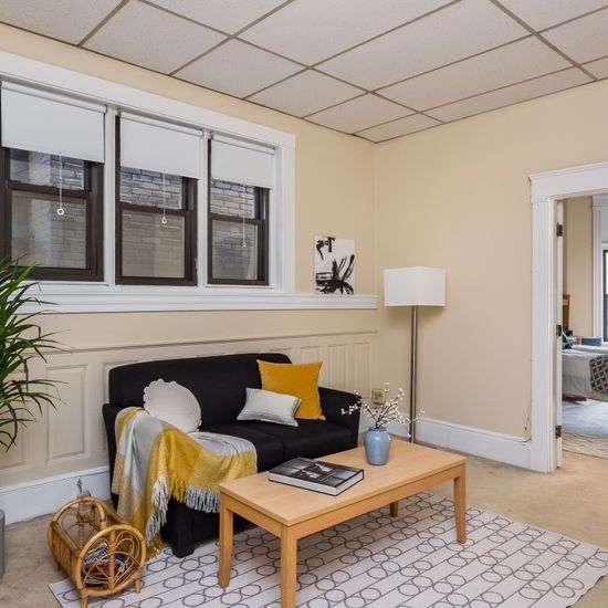 455 park drive living room