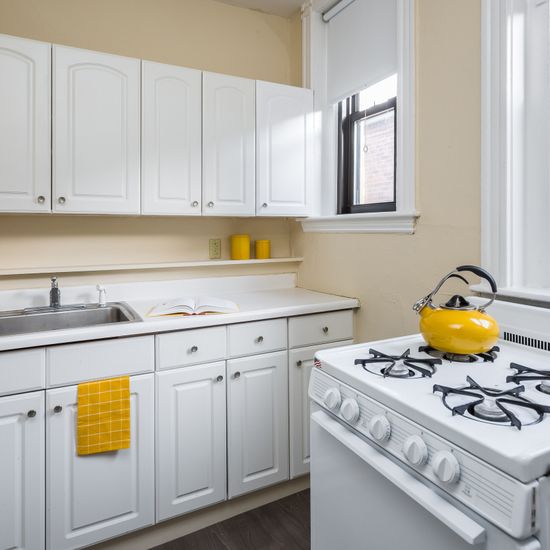 457 park drive kitchen 2