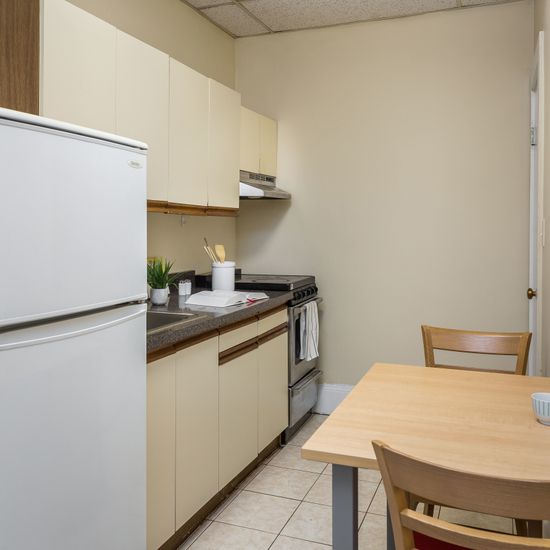 457 park drive kitchen