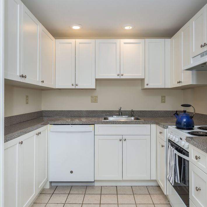 832 Beacon Street Boston University Housing