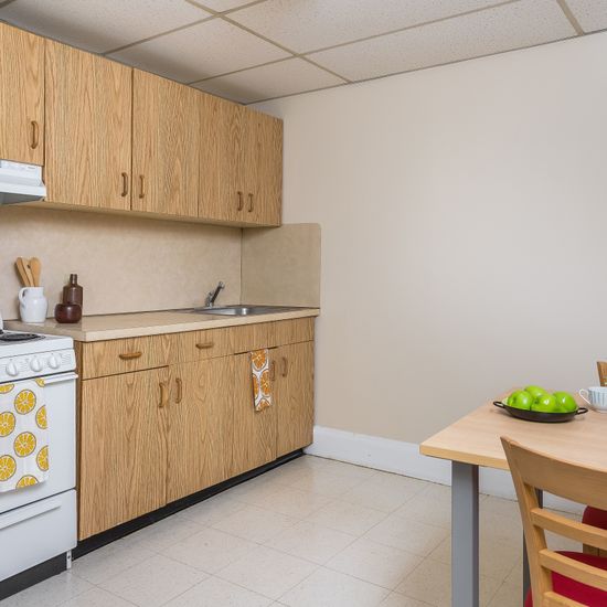 908 beacon street kitchen