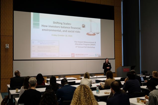 Susan Murphy welcomes attendees