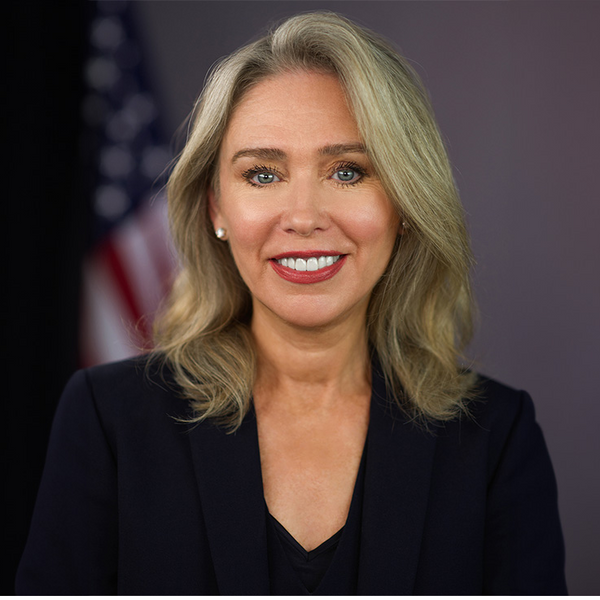 Allison Herren Lee photo