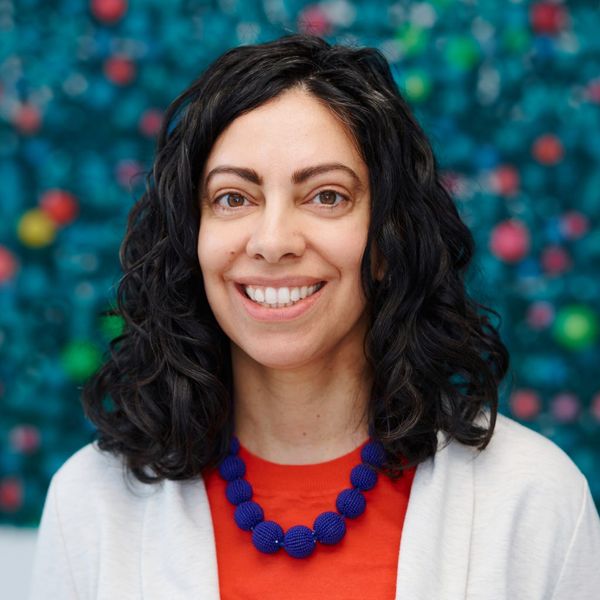 Headshot of Zeba Wunderlich