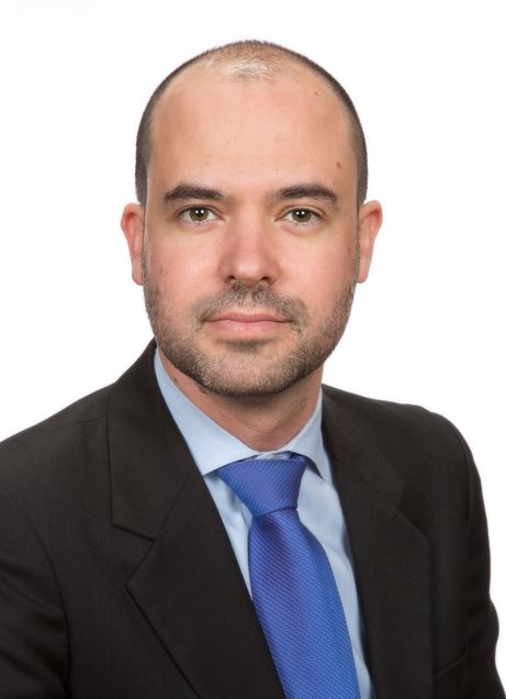 Associate Professor Scott Hirst