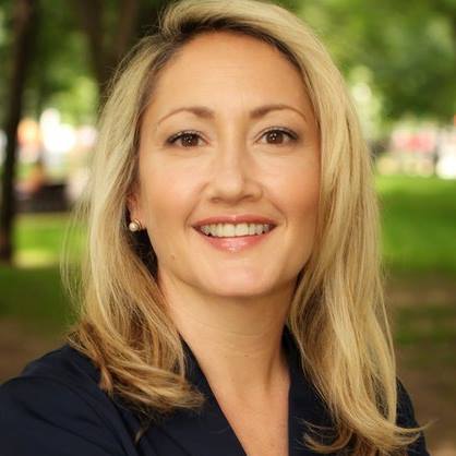 Gretchen Bennett ('14)