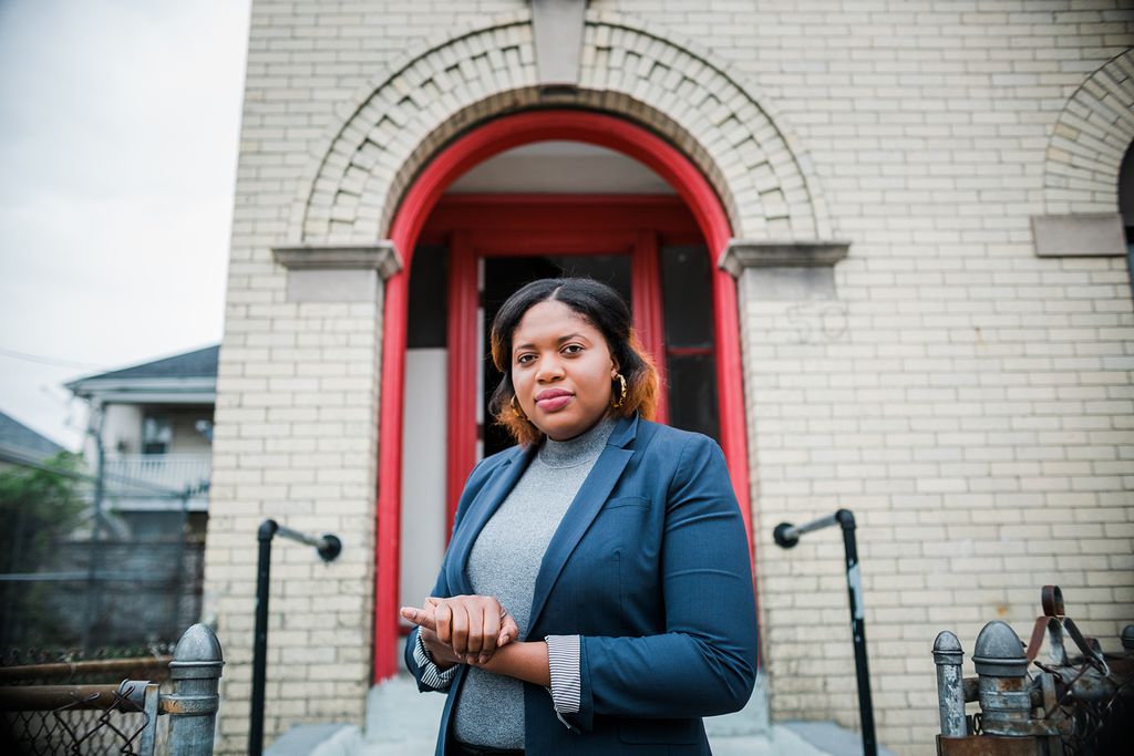 Jade Brown ('16)