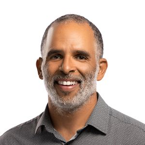 Steven Dean