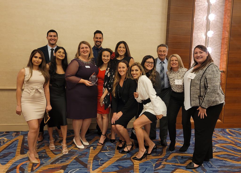 Jaclyn Reinhart (JD’17) was elected to the board of directors for Lawyers Club of San Diego and has been awarded Lawyers Club’s C. Hugh Friedman New Lawyer Award.