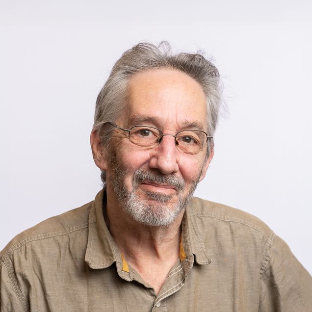 portrait of Ken Rosen