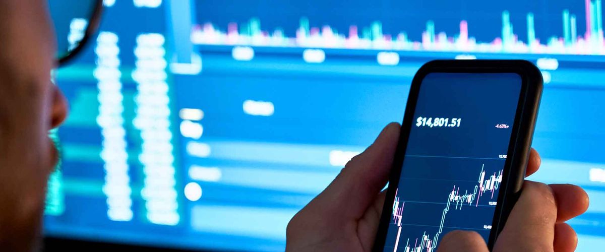 Administrative Sciences Chair Offers Finance Tips for Rookie Investors