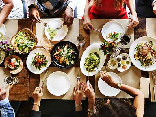 Ghazale Asadi Damavandi was one of seven winners of BU’s Sustainability Innovation Seed Grants on the strength of her “conscious dining” app, GreenFoodx.