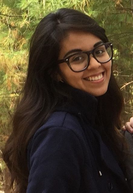 Dani - Cropped