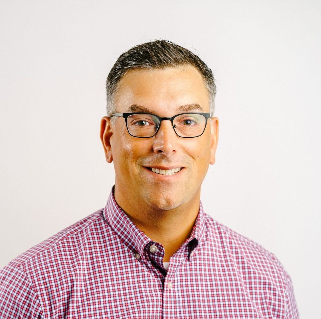 Headshot of Shea Cronin