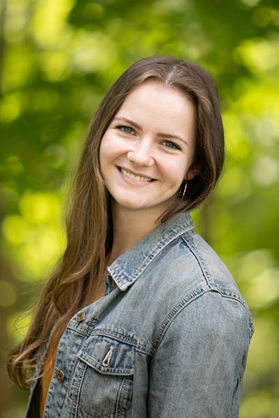 Kristin Reeves headshot