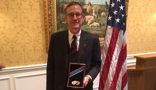 woodward_CIA_medal_resized