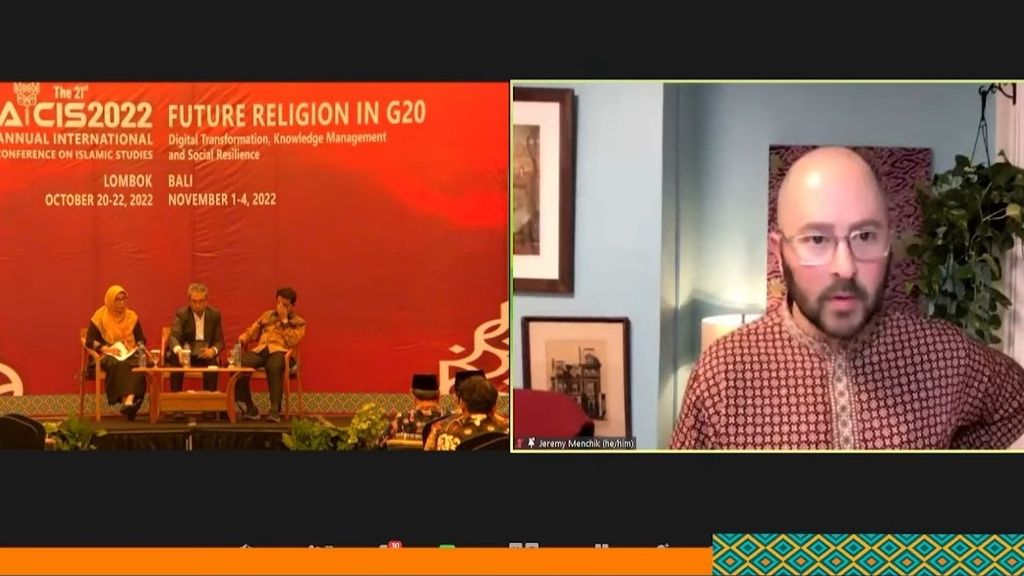 Professor Menchik (right) joins the crowd at AICIS's annual conference (right) via Zoom. 