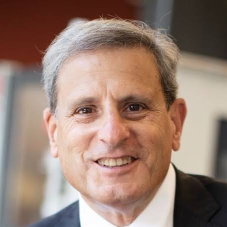 A portrait of Kenneth Lutchen