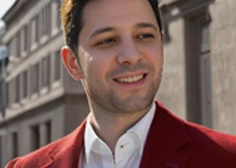 Onur Oencue
