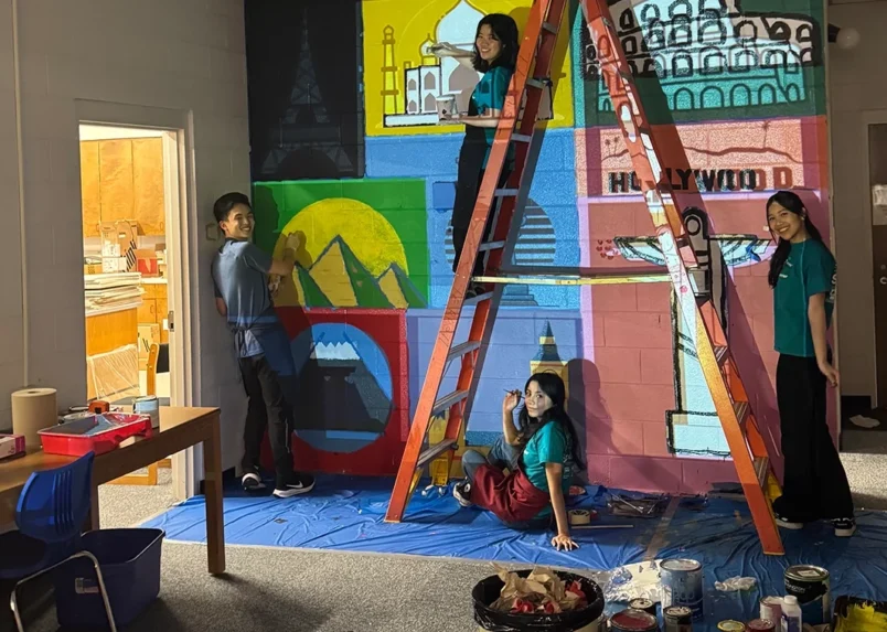 Alternative Spring Break Students Travel to Small Town Middle School in NC