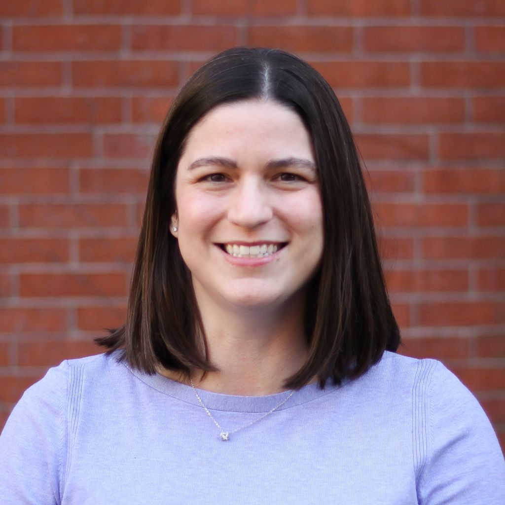 Headshot of Jennifer Ross