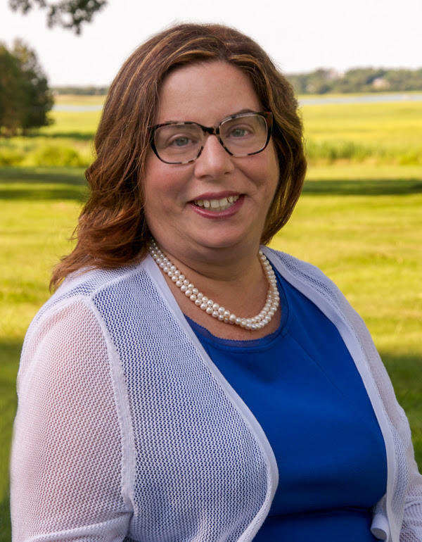 Photo of Joan Listernick