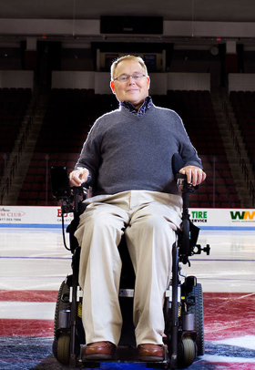 Travis Roy (1975–2020), the former BU hockey player who was paralyzed from the neck down in an on-ice accident in 1995, died on October 29, 2020, from complications due to his spinal injury. Roy (COM’00, Hon.’16), who went on to graduate from BU, write a book about his experience, and found the Travis Roy Foundation, had a long relationship with the Sargent College community. He worked on his recovery and rehabilitation at Sargent and, in 2015, anonymous donors endowed a new position: the Travis M. Roy Professor in Rehabilitation Sciences.
