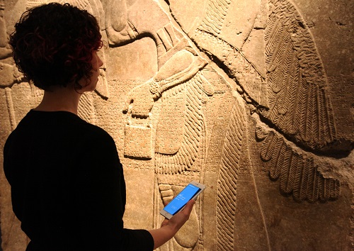 Visitors using the app often spend more time closely observing artworks. (Courtesy of the Brooklyn Museum).