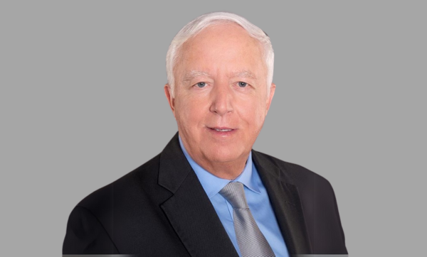 Headshot of Gilbert L'Italien