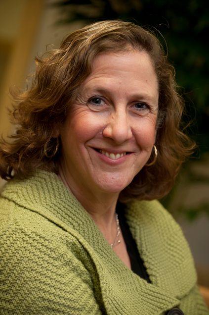 11-3227-SSWSTRONG-015 SSW Assistant Professor Ruth Paris