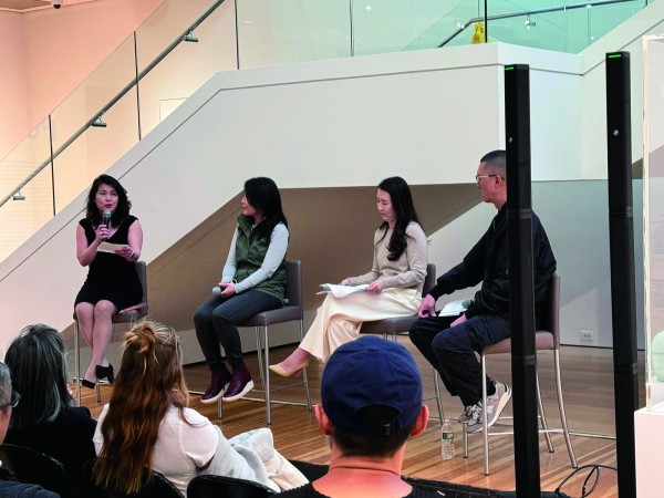 Prof. Hahm leads the discussion at the Museum of Fine Art Boston forum "Korean Standards & Stigma." (Image Credit: Korea Boston)