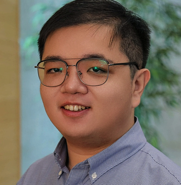 Headshot of Yang Lu