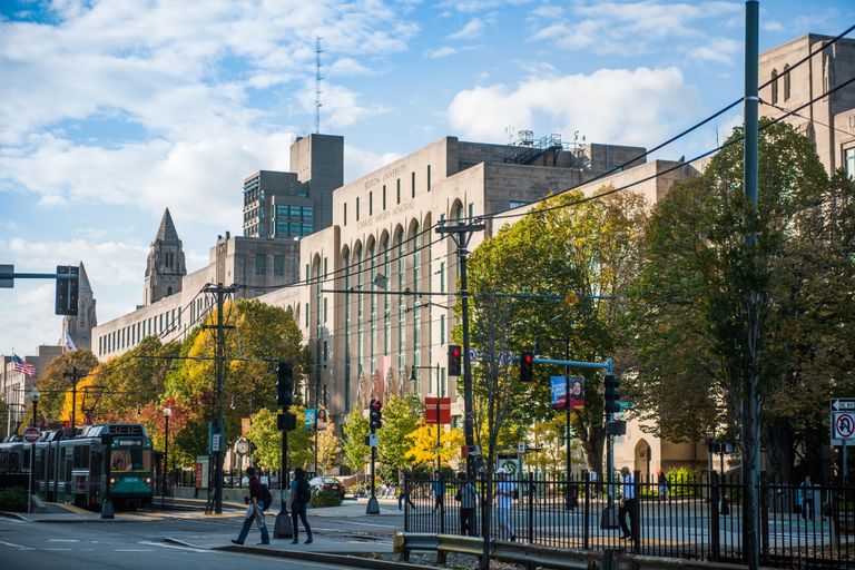 BU CAS building on Comm Ave