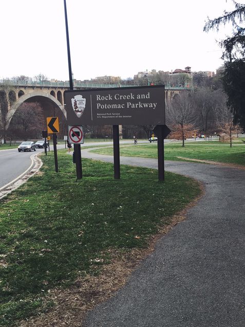 Entrance to Rock Creek Parkway