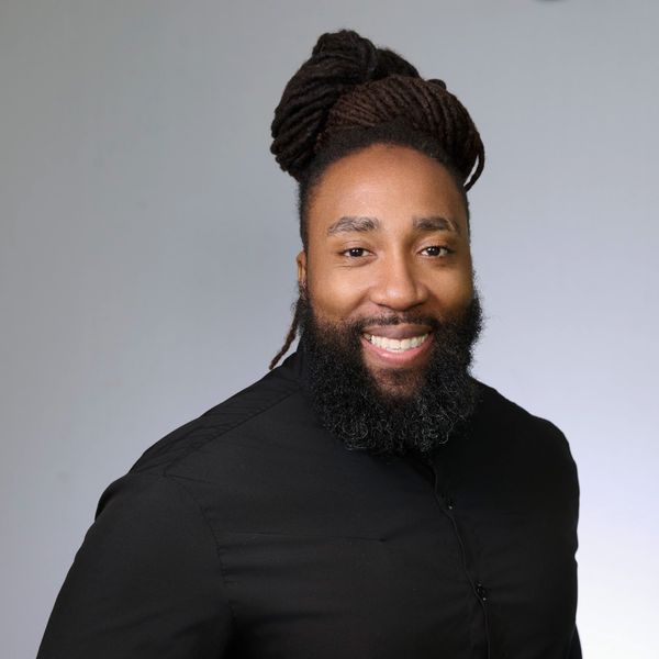 Headshot of Gregory Benoit