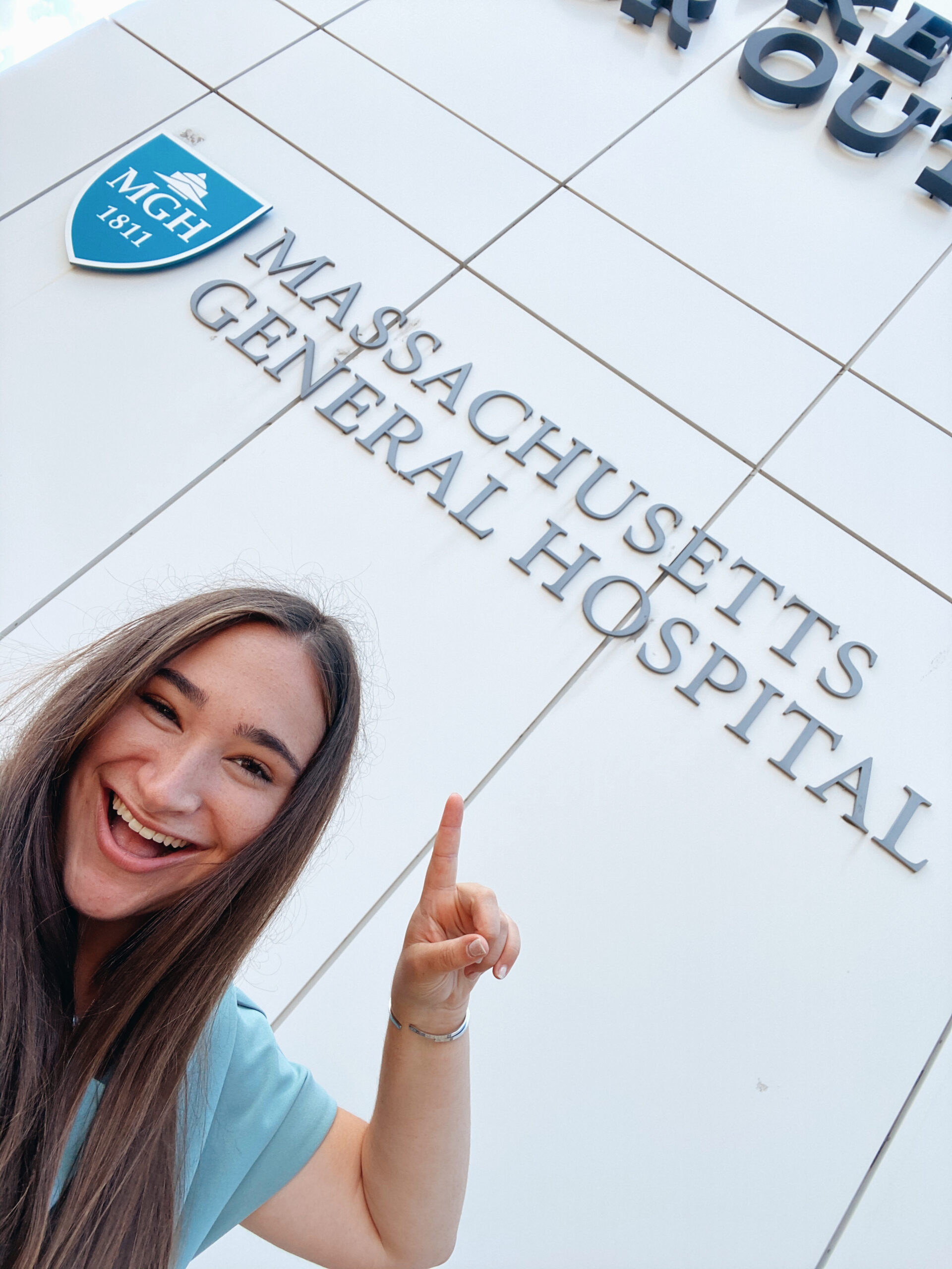 Shows Alyssa Sachs outside Mass General Hospital