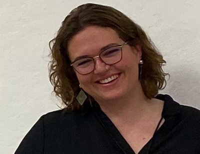 Headshot of Madelaine Kobe.